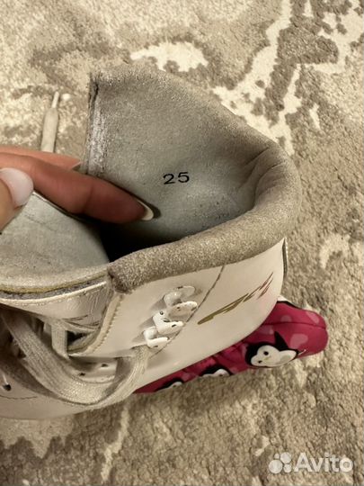 Коньки фигурные 25 graf ACE