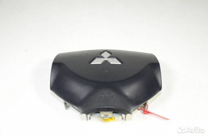 Подушка безопасности в руль Mitsubishi Outlander