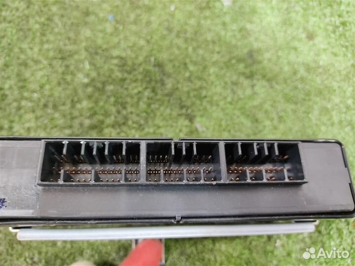 Блок управления иммобилайзером Subaru Tribeca WX