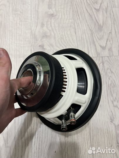 Сабвуфер MAC audio ICE cube