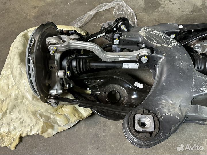 Подрамник задний новый Mercedes W206 W214 X254