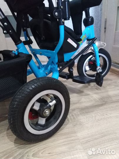 Велосипед с родительской ручкой