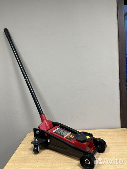 Домкрат подкатной 3т гидравлический