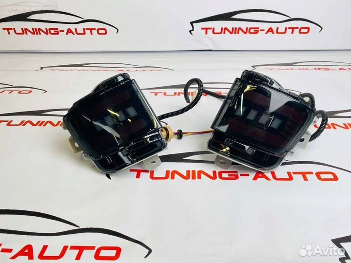 Катафоты в задний бампер Toyota LC 200 тюнинг O908