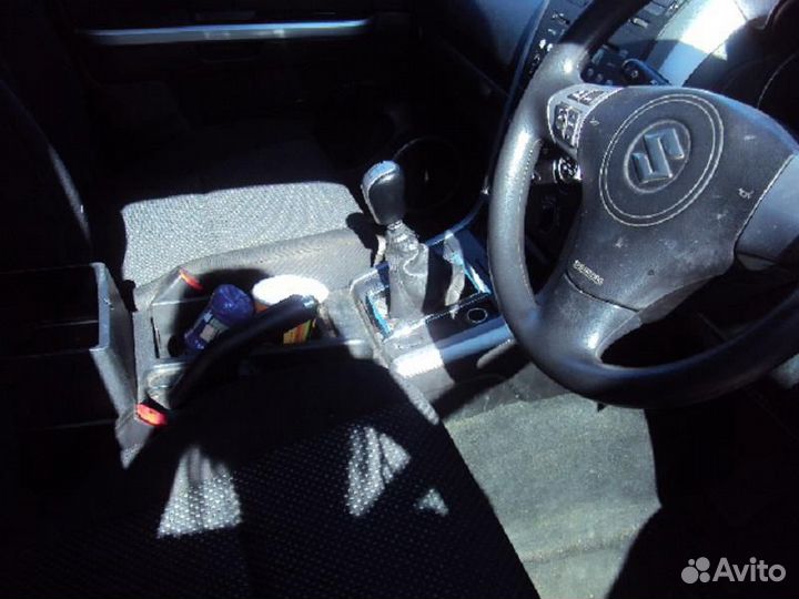 Разбор на запчасти Suzuki Grand Vitara