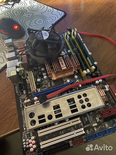 Материнская плата с процессором 775