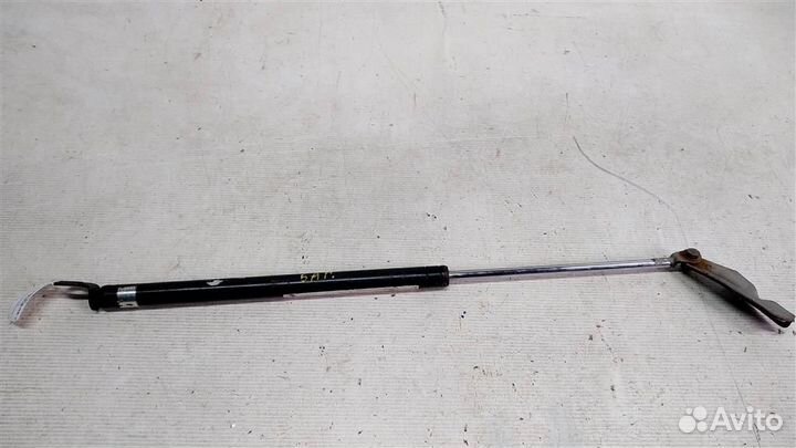 Амортизатор двери багажника Nissan Vanette 79-87г