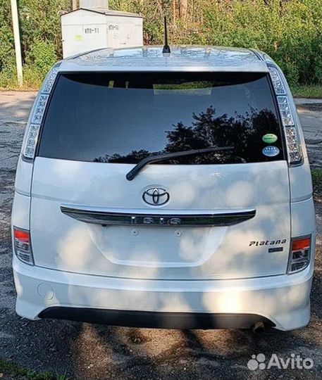 Toyota Isis 1.8 CVT, 2015, 52 000 км