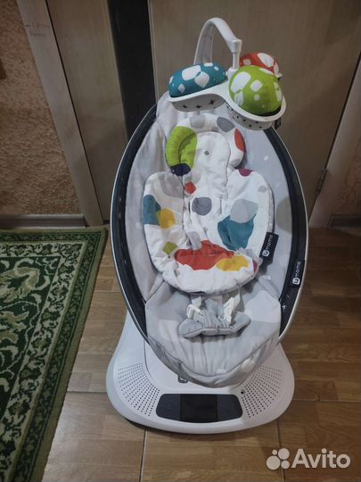 Укачивающий центр 4moms