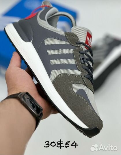 Кроссовки Adidas ZX 700