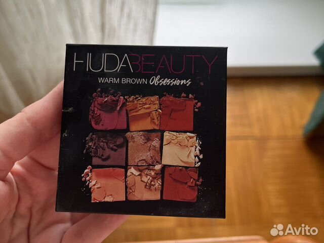 Палетка теней huda beauty купить в Москве | Личные вещи | Авито