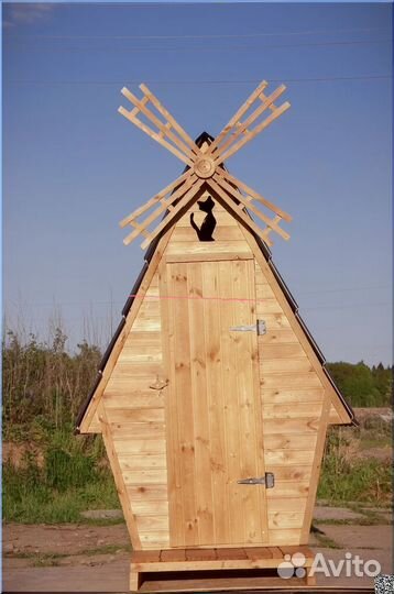 Уличный туалет деревянный TOP228