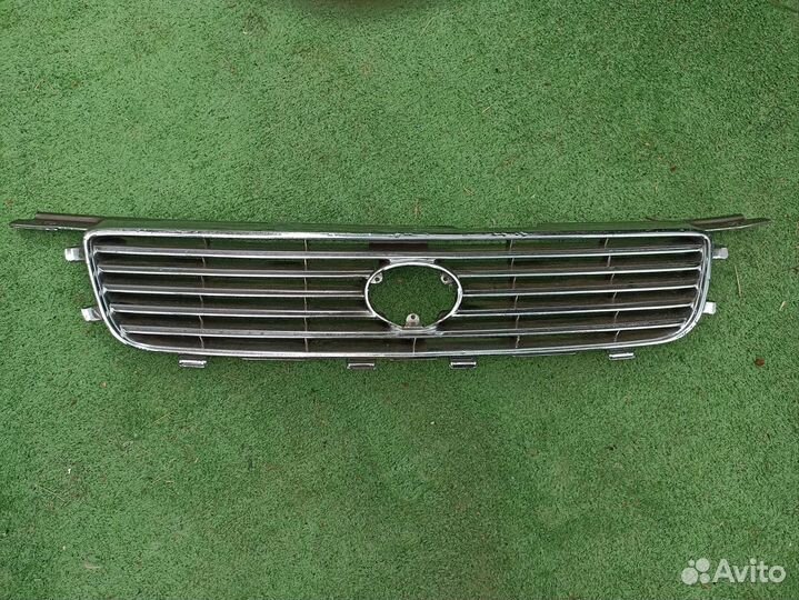 Решетка радиатора Toyota Camry Gracia