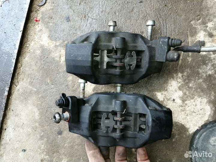 BMW R1200GS Adventure 2012 передние суппорта