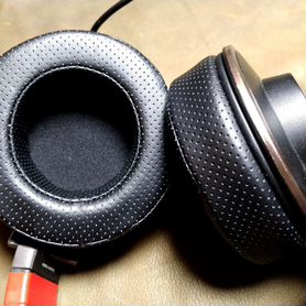 akg k550