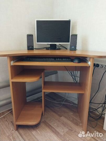 Компьютерный стол бу