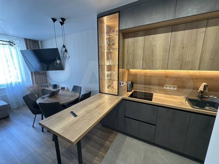 2-к. квартира, 60 м², 15/17 эт.