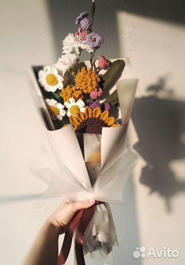 Вязаный букет цветов подсолнух