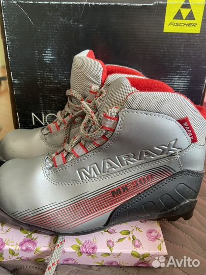 Лыжные ботинки marax
