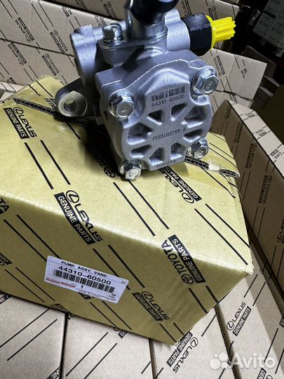 Насос гидроусилителя гур Lexus LX570 оригинал