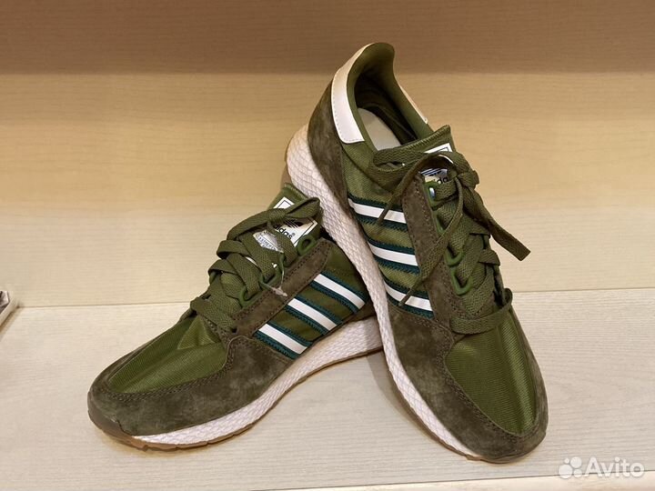 Кроссовки adidas