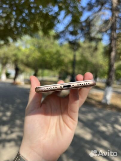 iPhone 8 64 gb