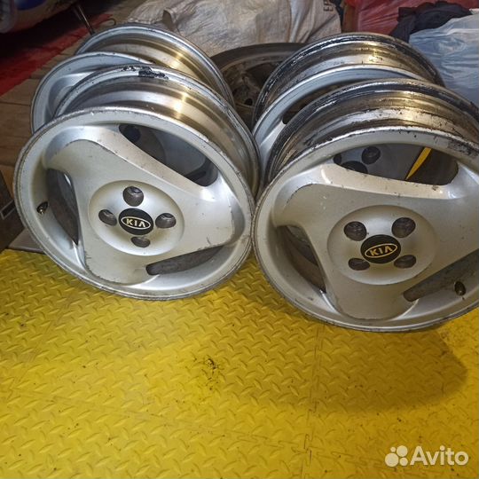 Литые диски R15