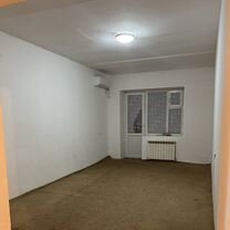 2-к. квартира, 65 м², 5/5 эт.