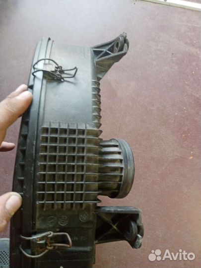 Корпус воздушного фильтра renault logan 8кл