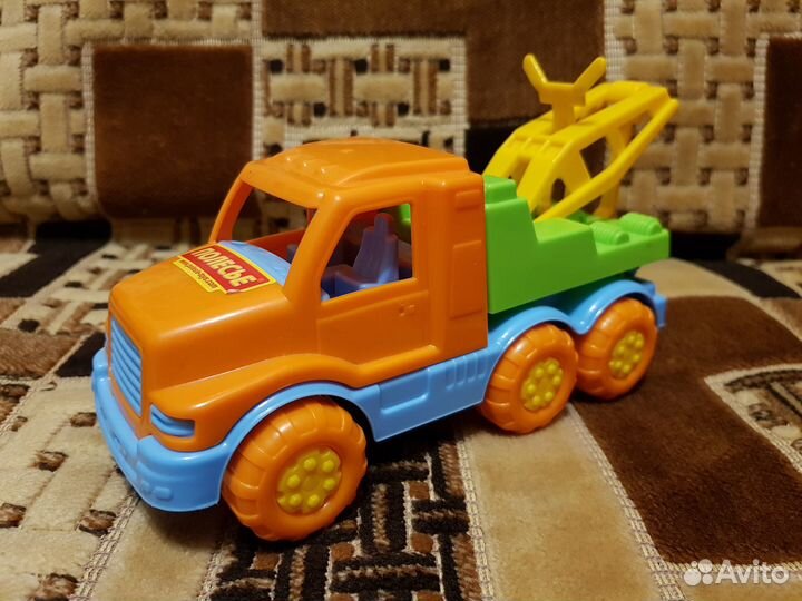 Пластмассовые машинки Полесье