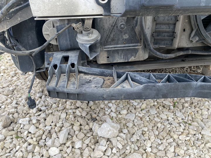 Передний усилитель нижний бампера citroen c4 2008