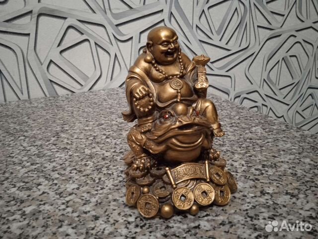 Статуэтка Будды на денежной лягушке