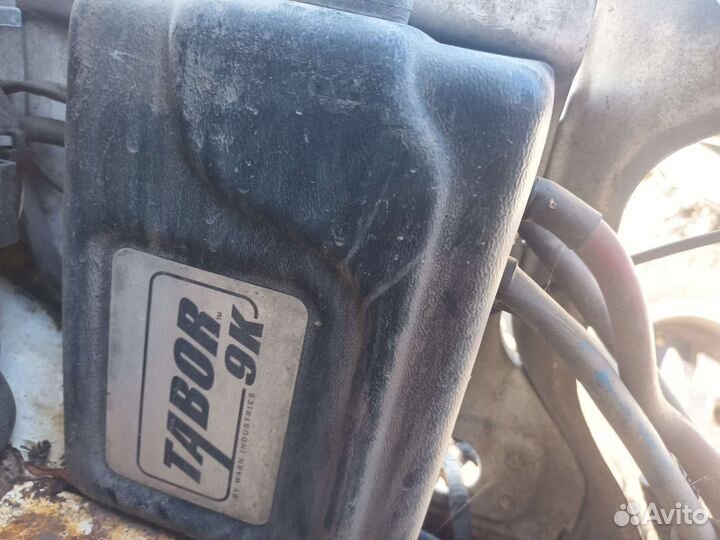 Лебедка Toyota Hilux Warn