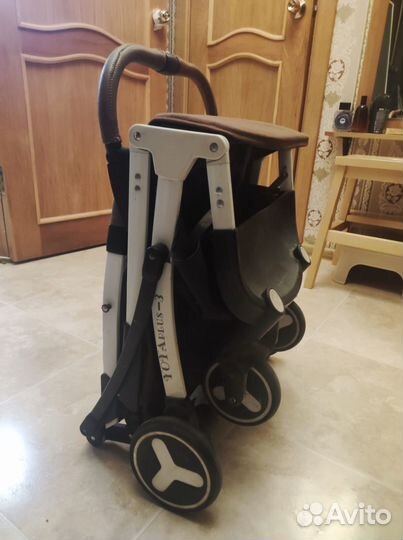 Коляска прогулочная yoya Plus-3