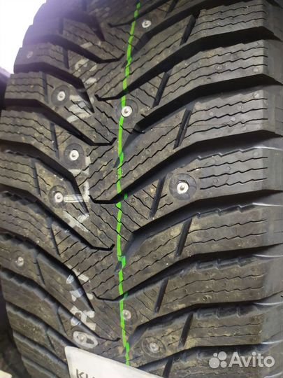 Marshal WinterCraft Ice WI31 215/55 R17
