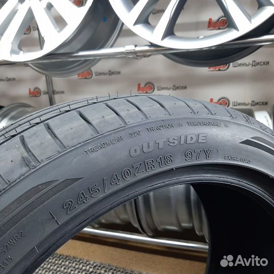 Tracmax X-Privilo TX3 245/40 R18 97Y