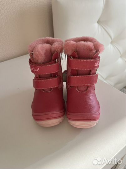 Новые ботинки