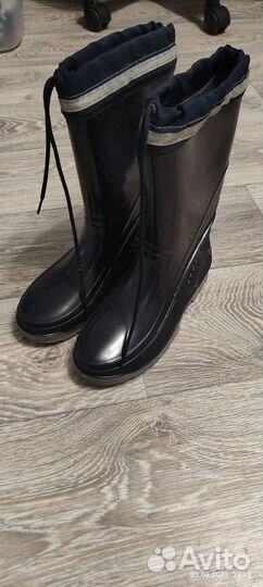 Резиновые сапоги
