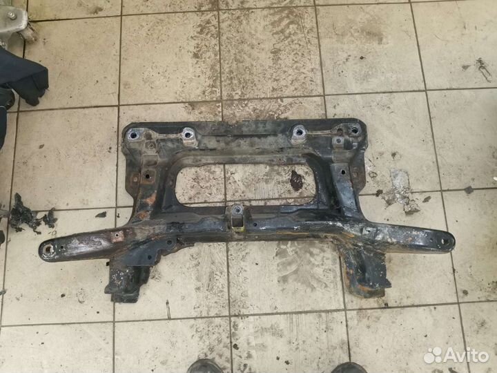 Подрамник передний Partner Berlingo