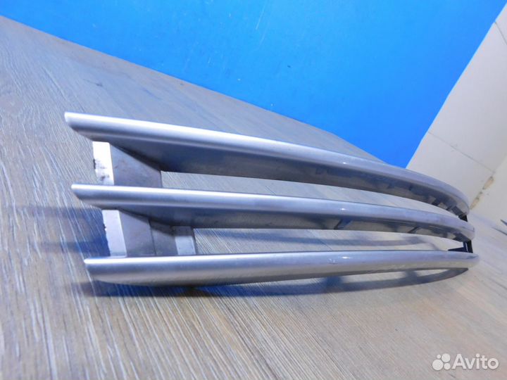 Решетка в бампер правая Land Rover Range Rover 13-22