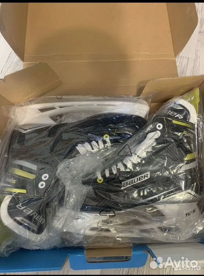 Хоккейные коньки bauer