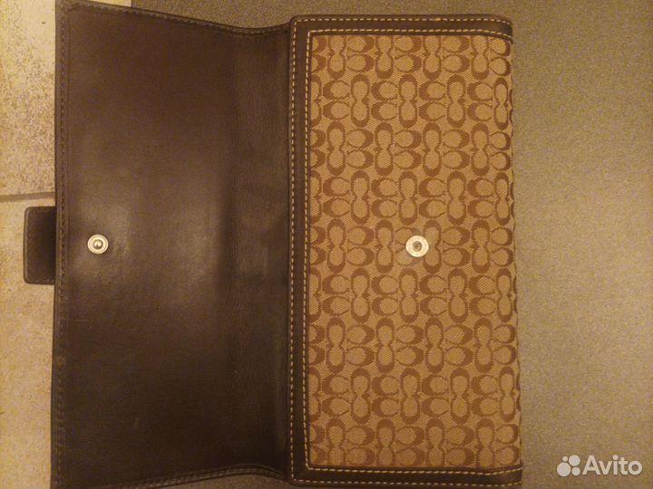 Кошельки от coach
