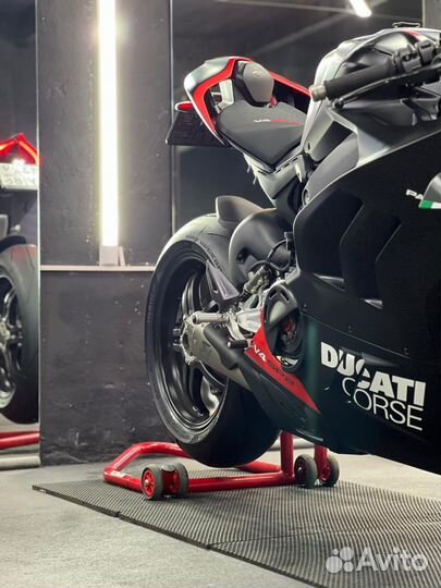 Ducati Panigale v4 sp2