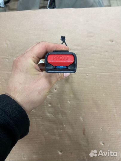 Замок ремня безопасности перед.левый Coolray SX11