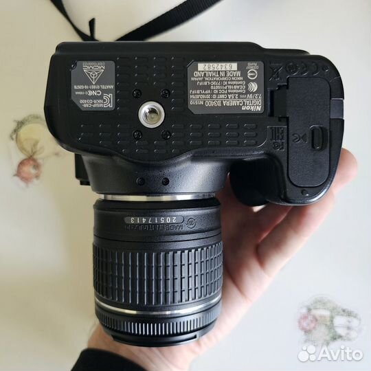 Зеркальный фотоаппарат Nikon D3400 Как Новый