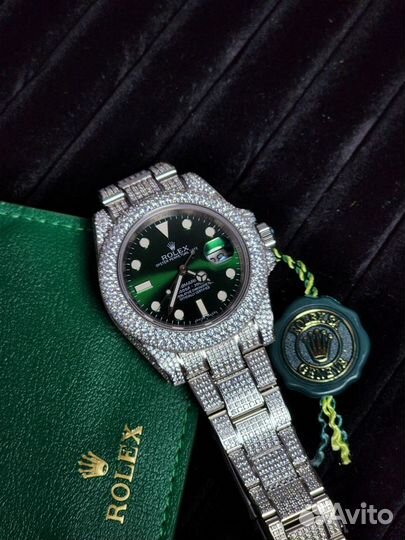 Часы с камнями Rolex submariner