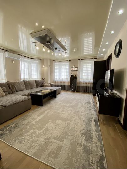 3-к. квартира, 72,5 м², 1/16 эт.