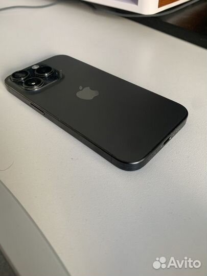 iPhone 15 Pro, 128 ГБ