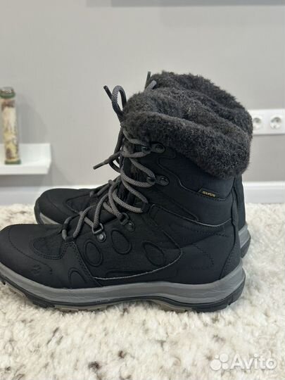 Зимние трекинговые ботинки Jack wolfskin