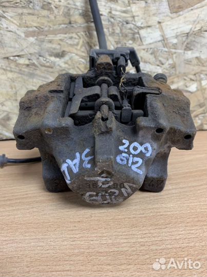 Суппорт задний Mercrdes w209